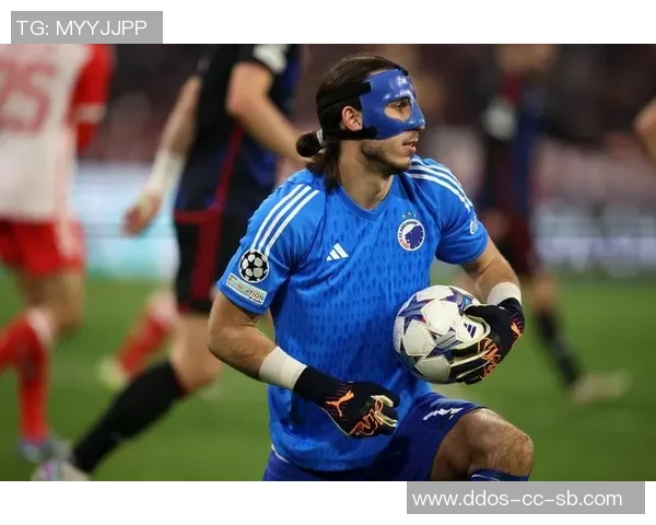 狼堡门将凯尔成为球坛新宠，多支豪门队伍纷纷关注